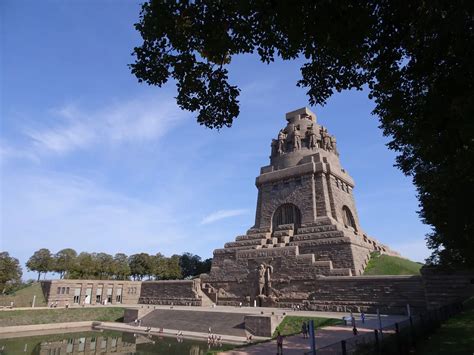 Le Völkerschlachtdenkmal : Un Monument Émouvant à la Gloire de l'Histoire !